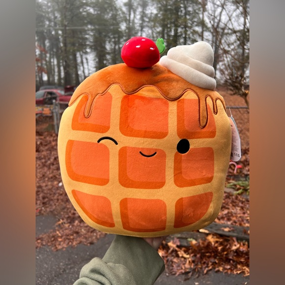 Weaver the Waffle 12” Squishmallow - Picture 1 of 2